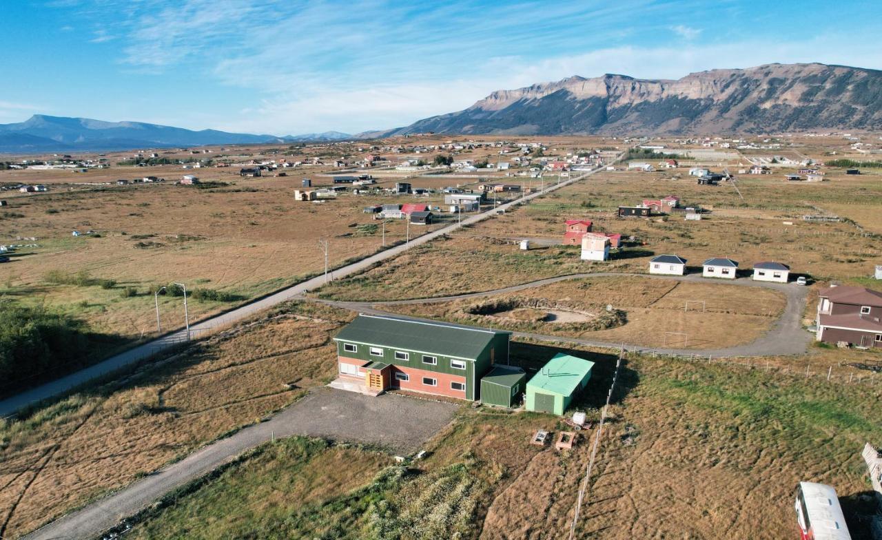 Hotel Casa Verde Puerto Natales Bagian luar foto